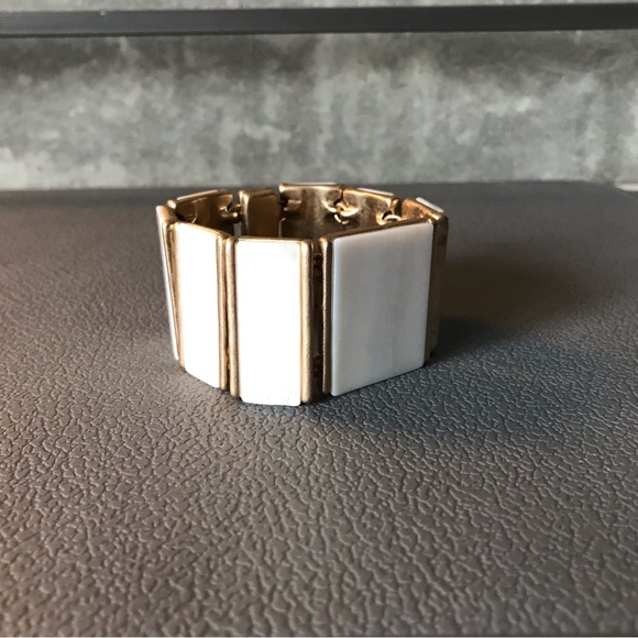 RLM SOHO Bar Bracelet - Magnetic Closure - Picture 2 of 4